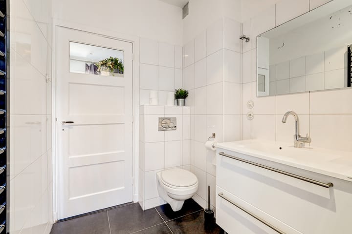 Foto 30 van Brederodestraat 1