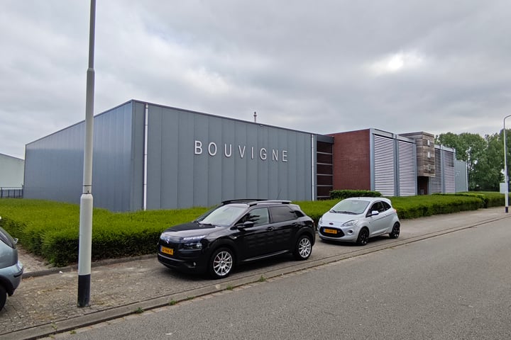 Minervum 7050, Breda