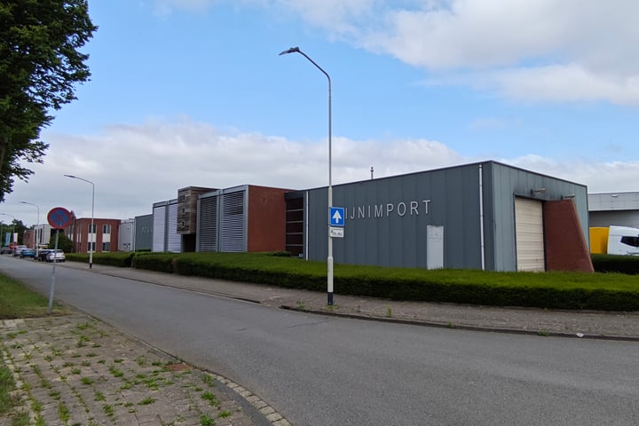 Minervum 7050, Breda