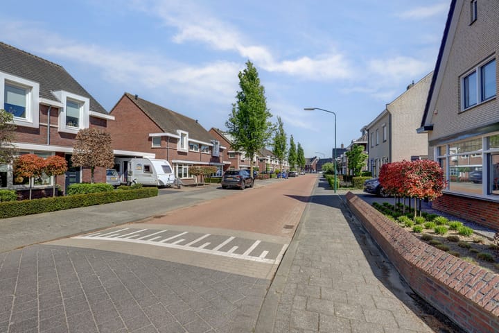 Foto 32 van Beukenlaan 13