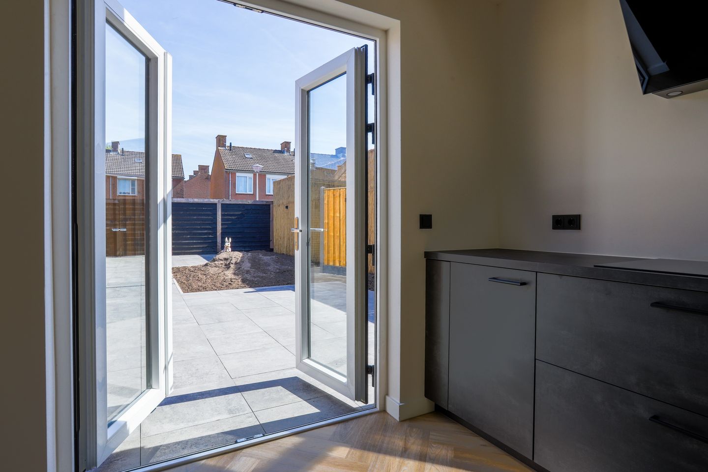 Photo 14 of Wilhelminastraat 12