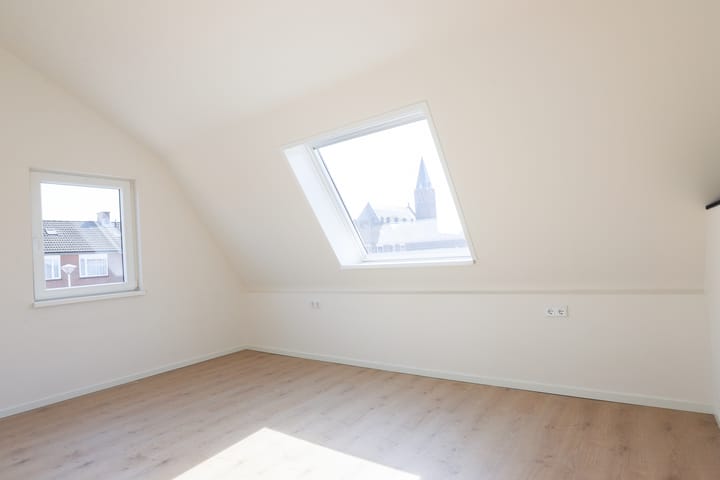 Photo 29 of Wilhelminastraat 12