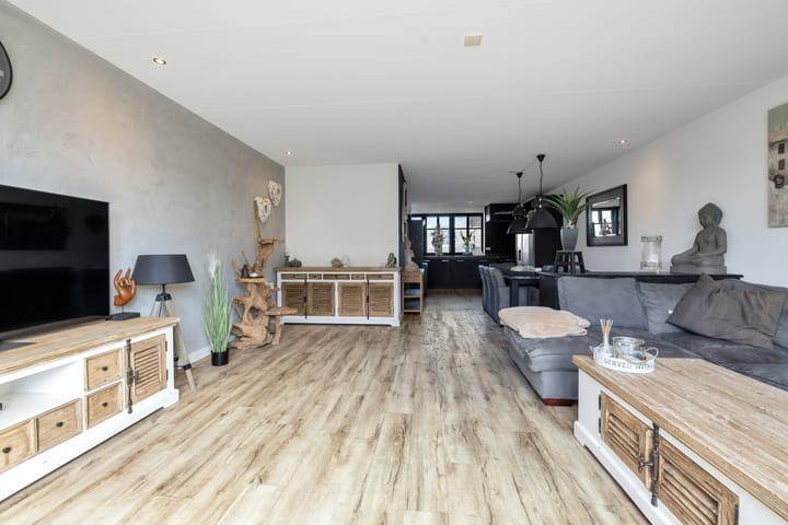 Photo 13 of A. Commandeurlaan 82