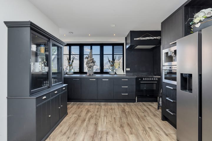 Photo 17 of A. Commandeurlaan 82