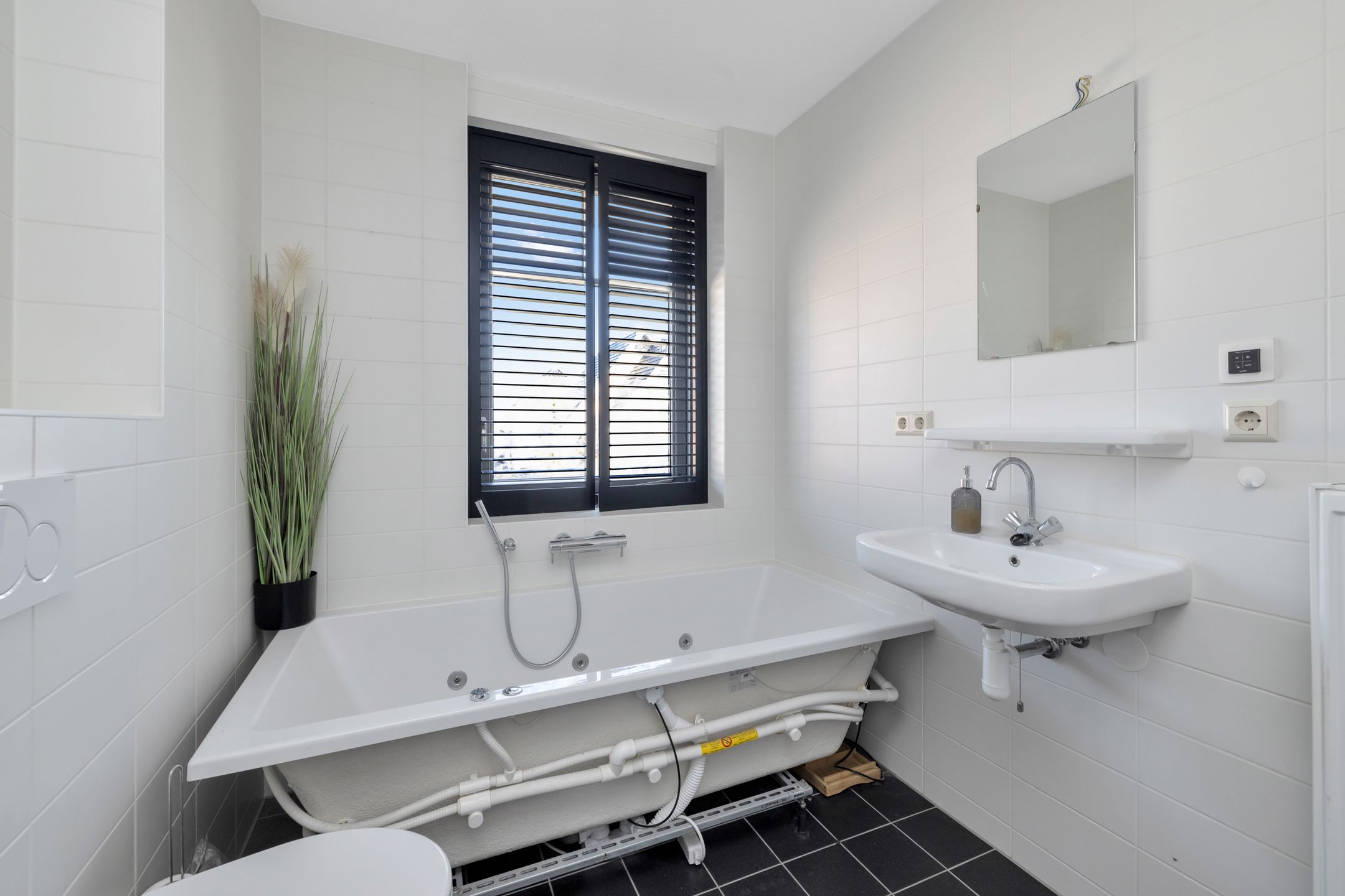 Photo 24 of A. Commandeurlaan 82