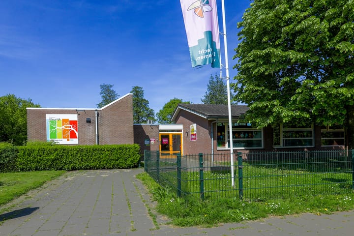 Photo 52 of Wilhelminastraat 12