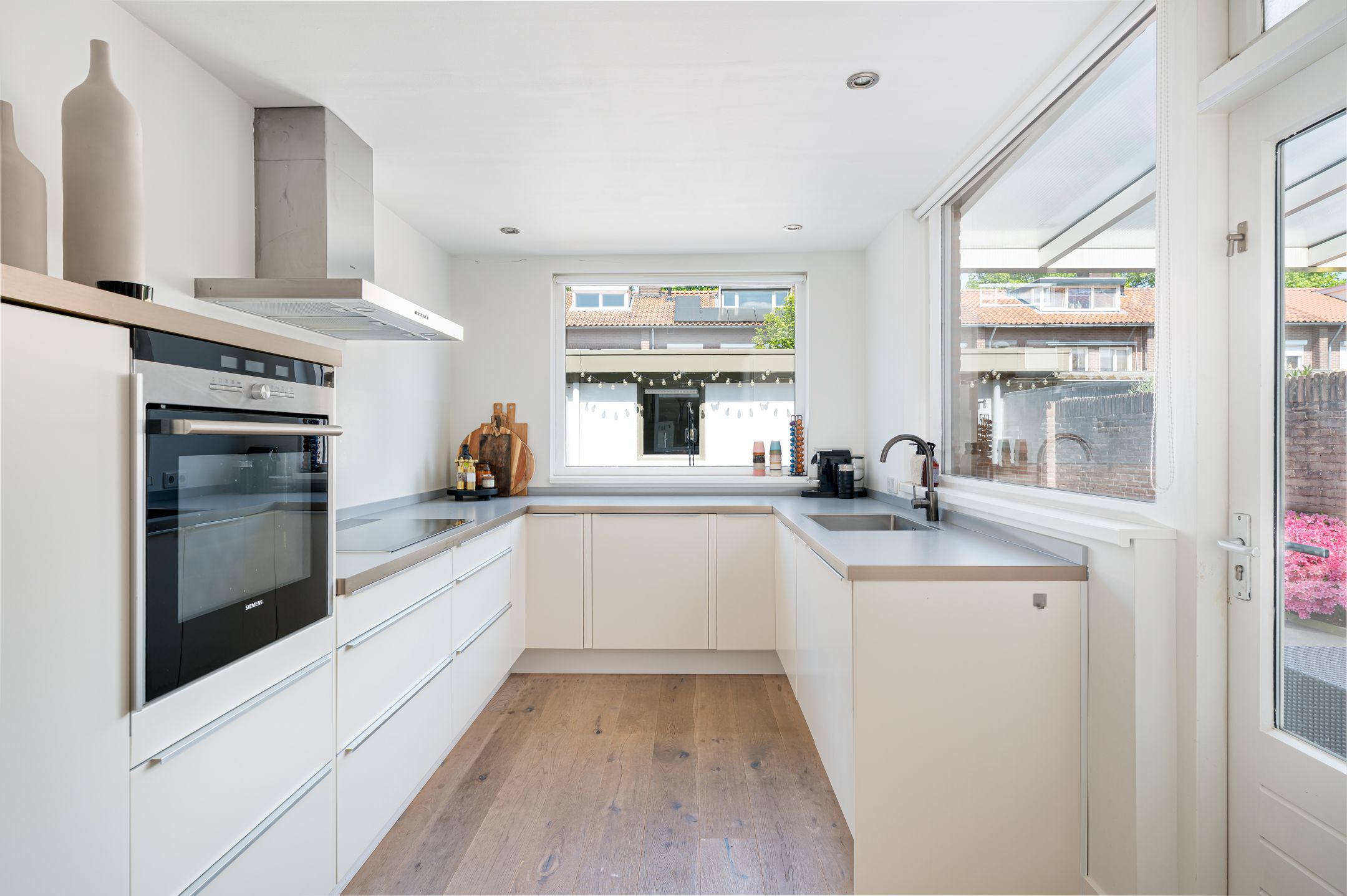 Photo 3 of Dr. H. Mollerstraat 28