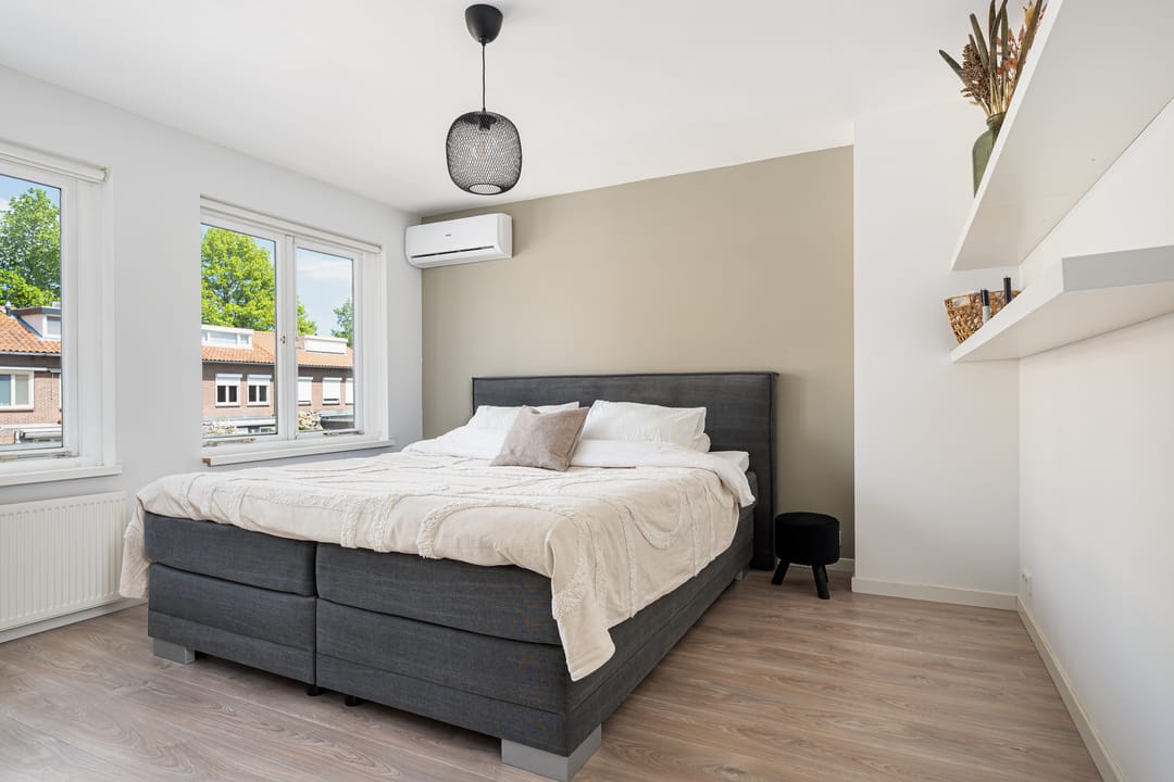 Photo 22 of Dr. H. Mollerstraat 28