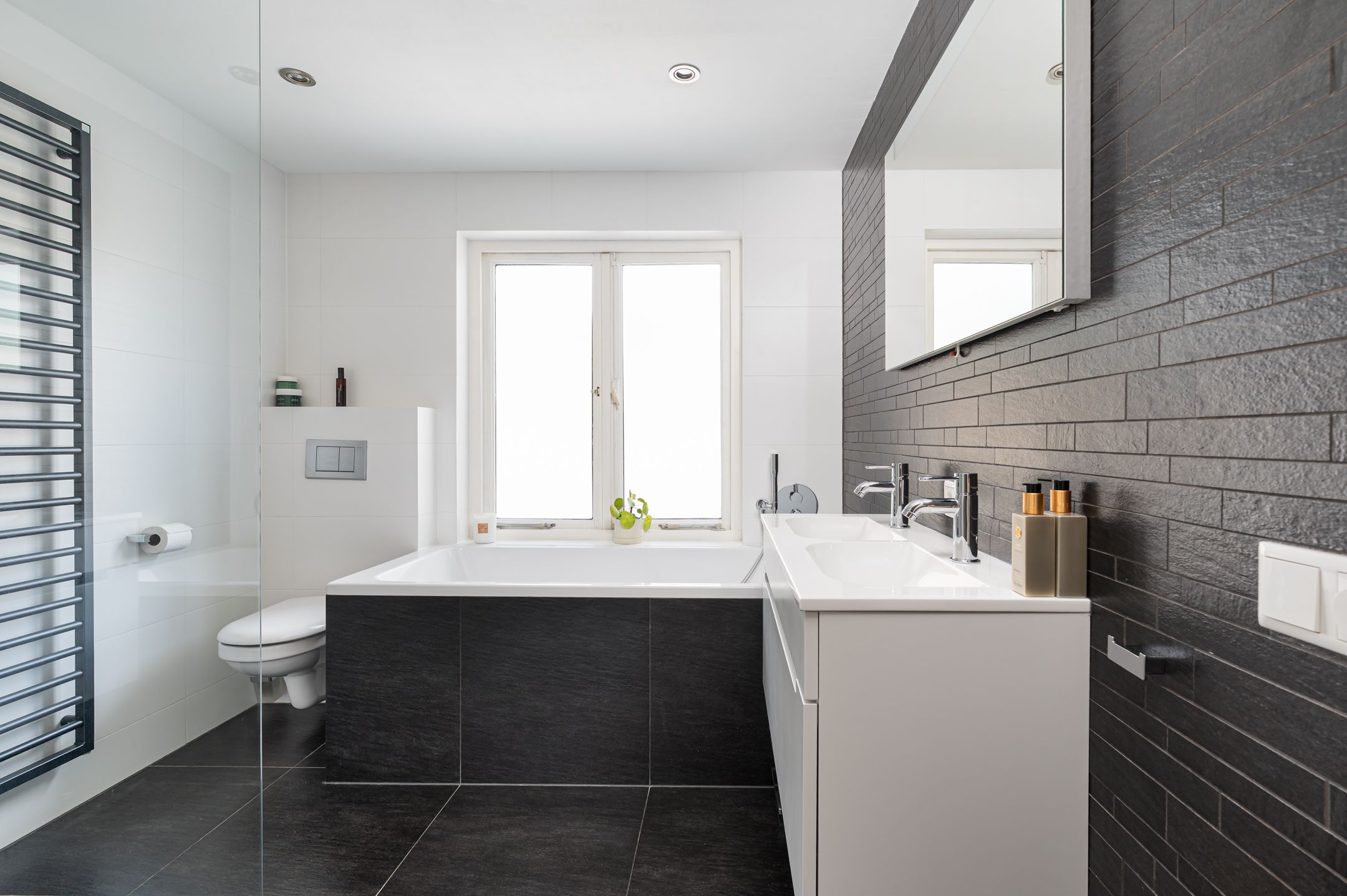 Photo 27 of Dr. H. Mollerstraat 28