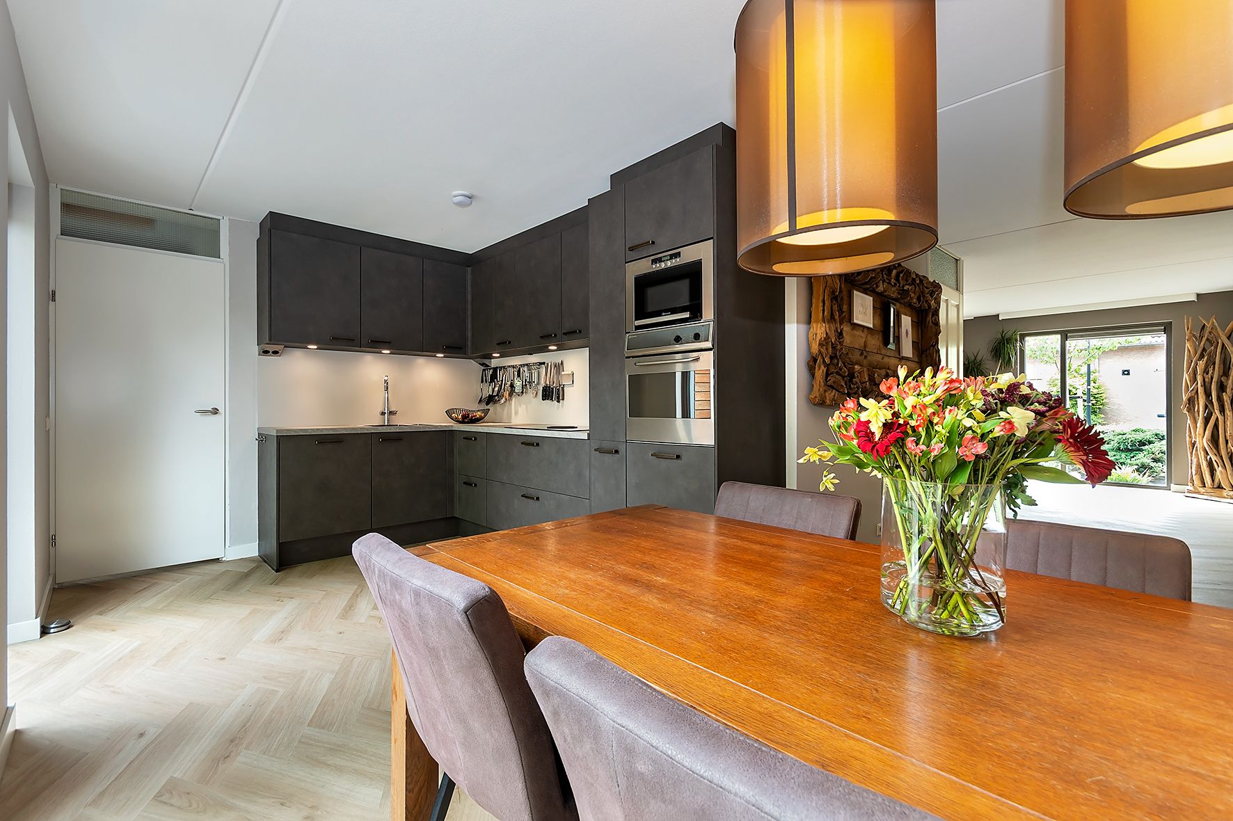 Foto 15 van Morel 163