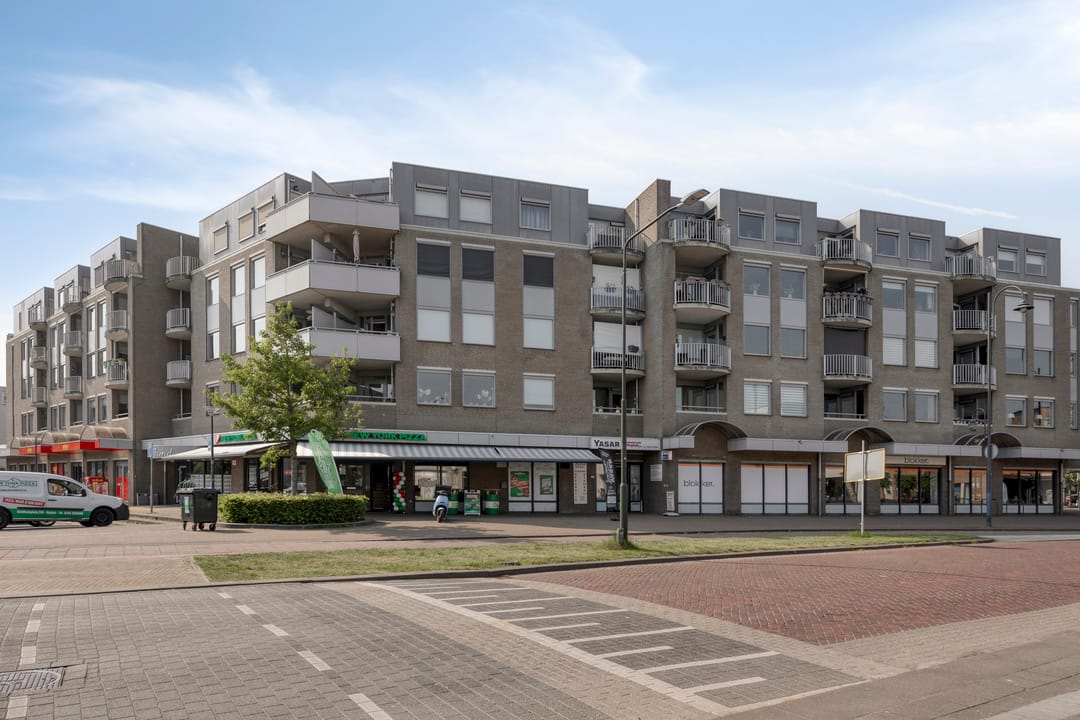 Foto 28 van Stadhuisplein 237