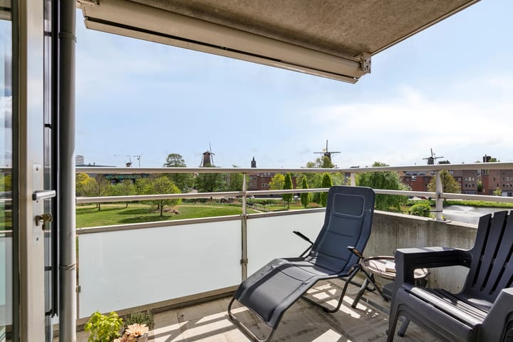 Foto 16 van Joop den Uyllaan 67