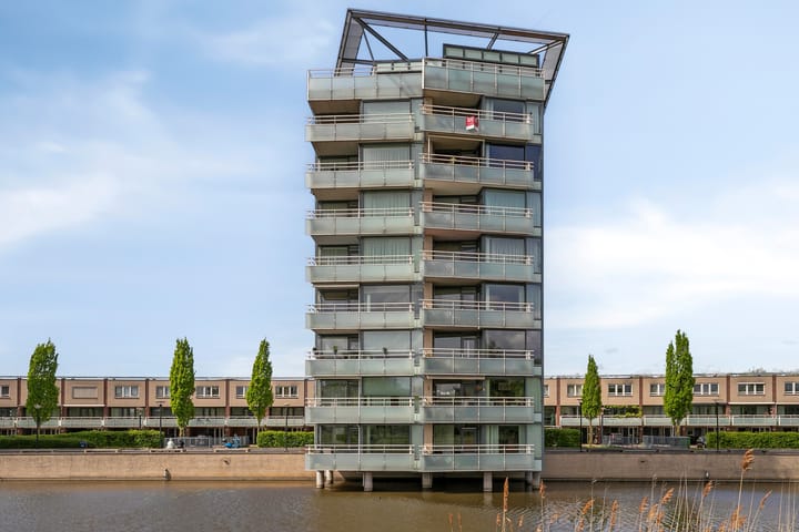 Foto 28 van Joop den Uyllaan 67