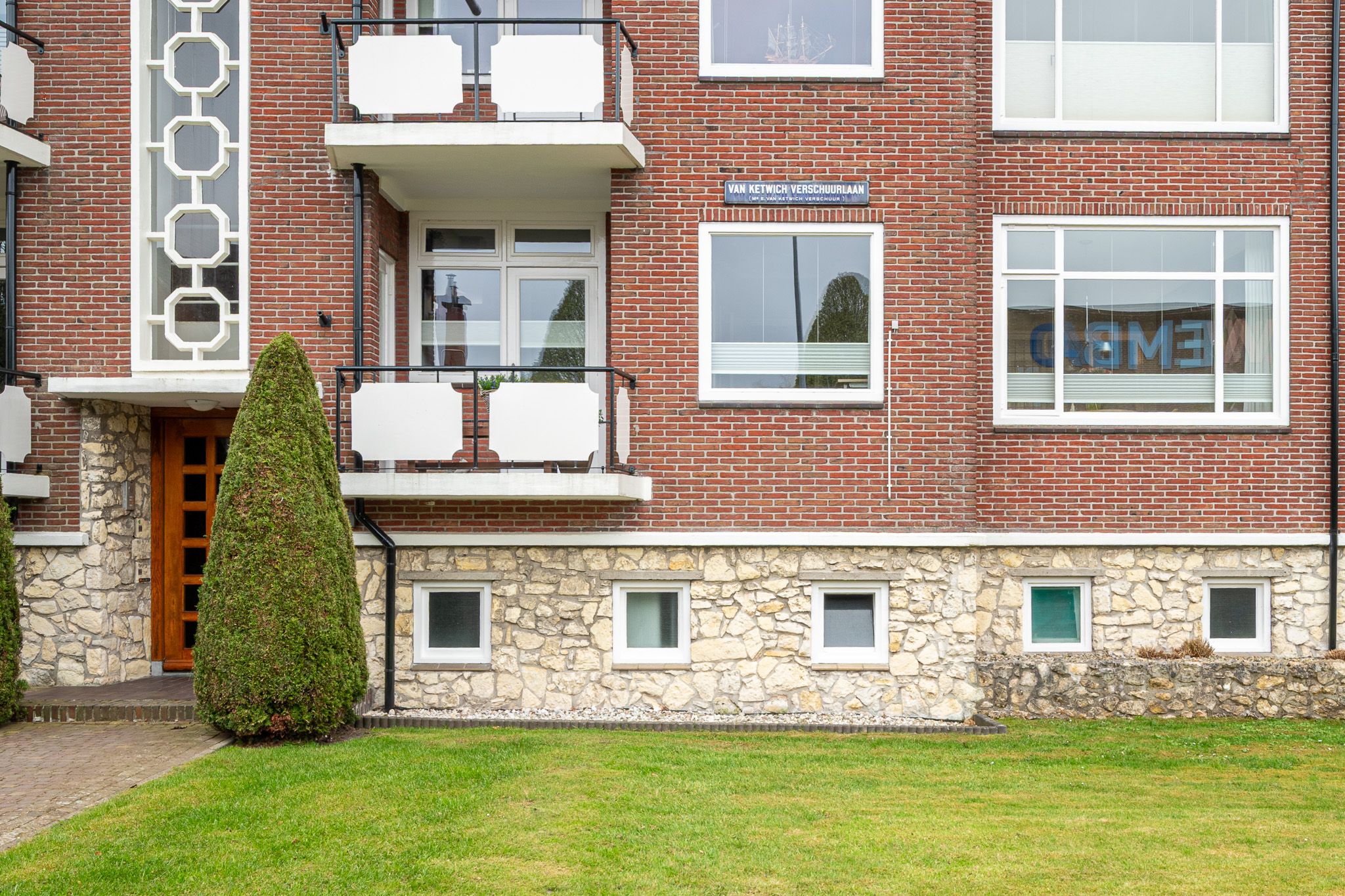 Photo 9 of Van Ketwich Verschuurlaan 12