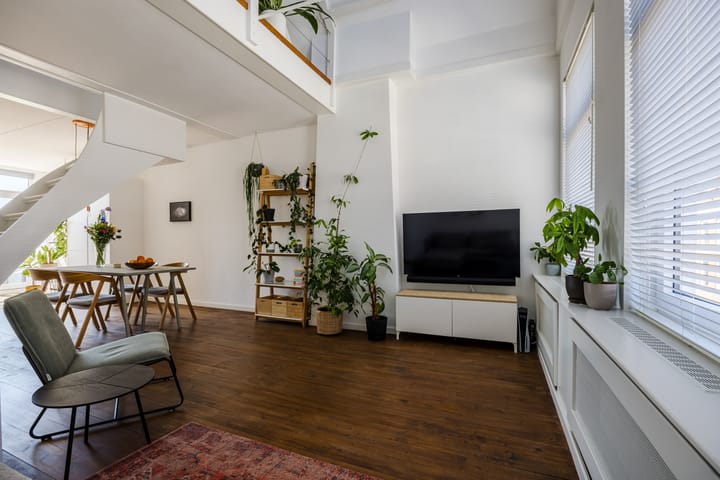 Foto 11 van Van Diemenstraat 142-A