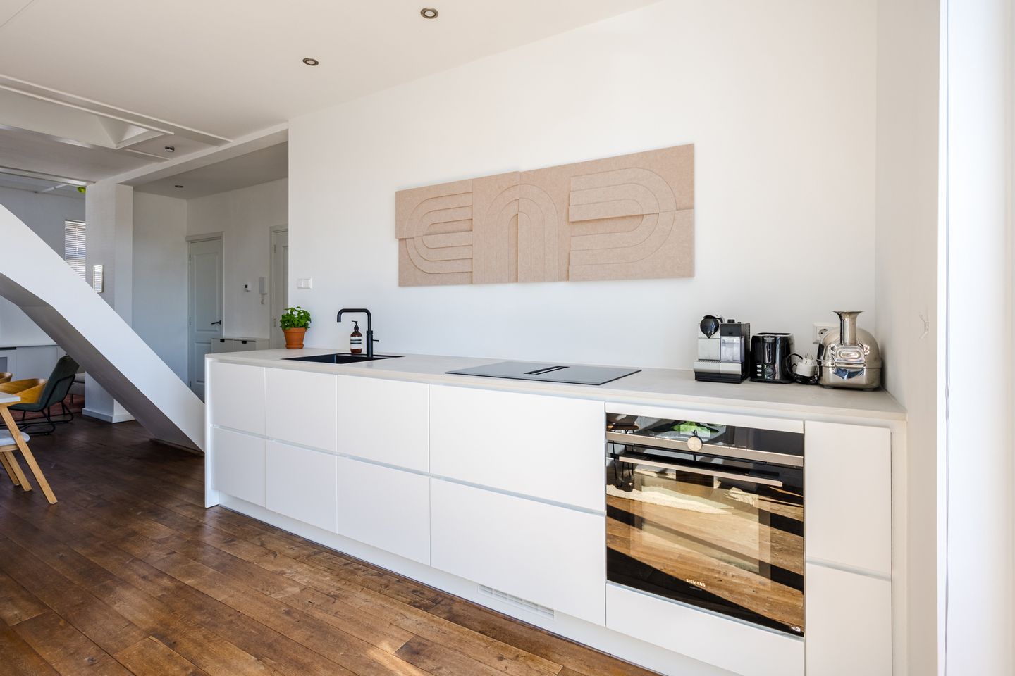 Foto 19 van Van Diemenstraat 142-A