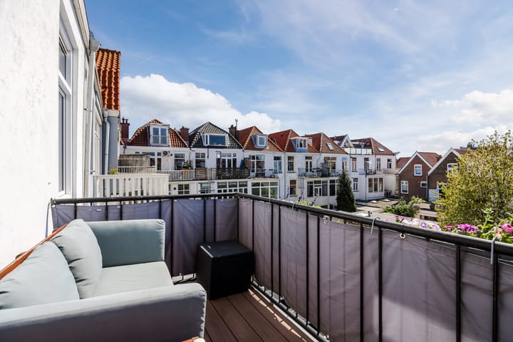 Foto 22 van Van Diemenstraat 142-A