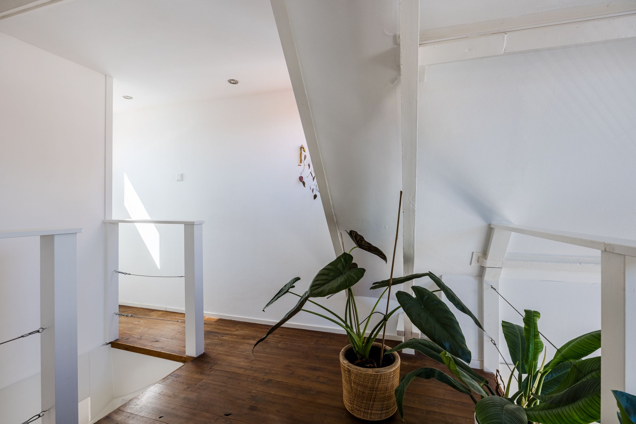 Foto 33 van Van Diemenstraat 142-A