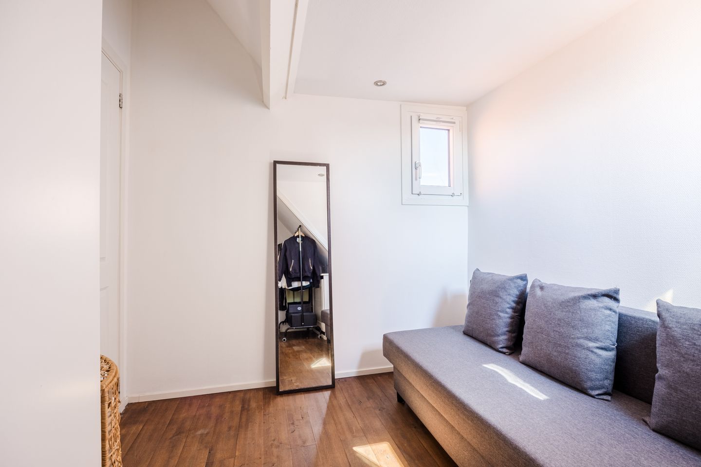 Foto 35 van Van Diemenstraat 142-A