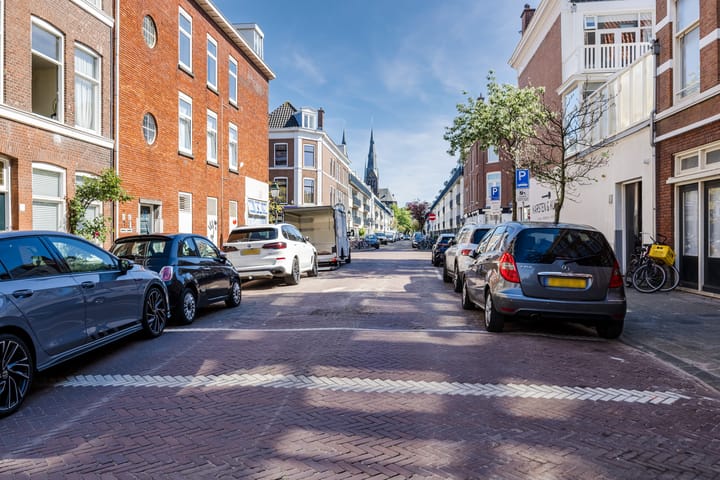 Foto 42 van Van Diemenstraat 142-A