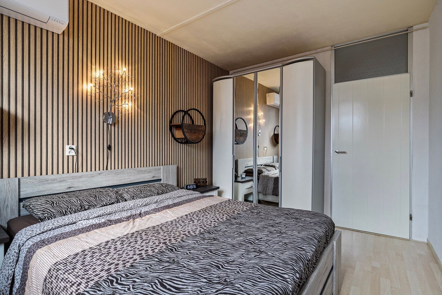 Foto 14 van Elfenbankje 18