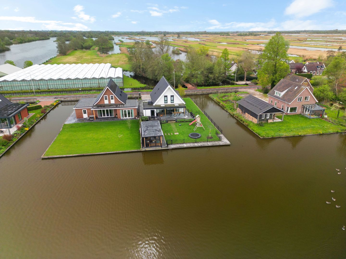 Foto 1 van Voorweg 97-E