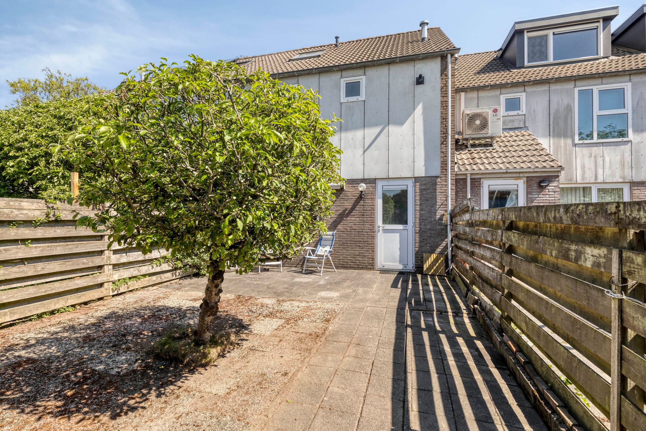 Photo 33 of Jan Palachweg 15