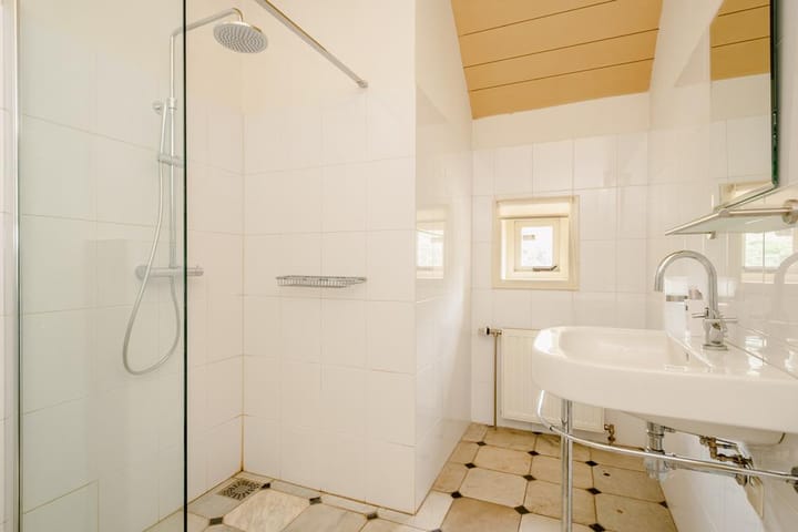 Photo 36 of Dokter Larijweg 121