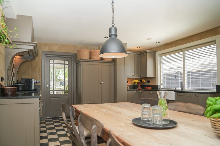 Foto 18 van Postmastraat 11