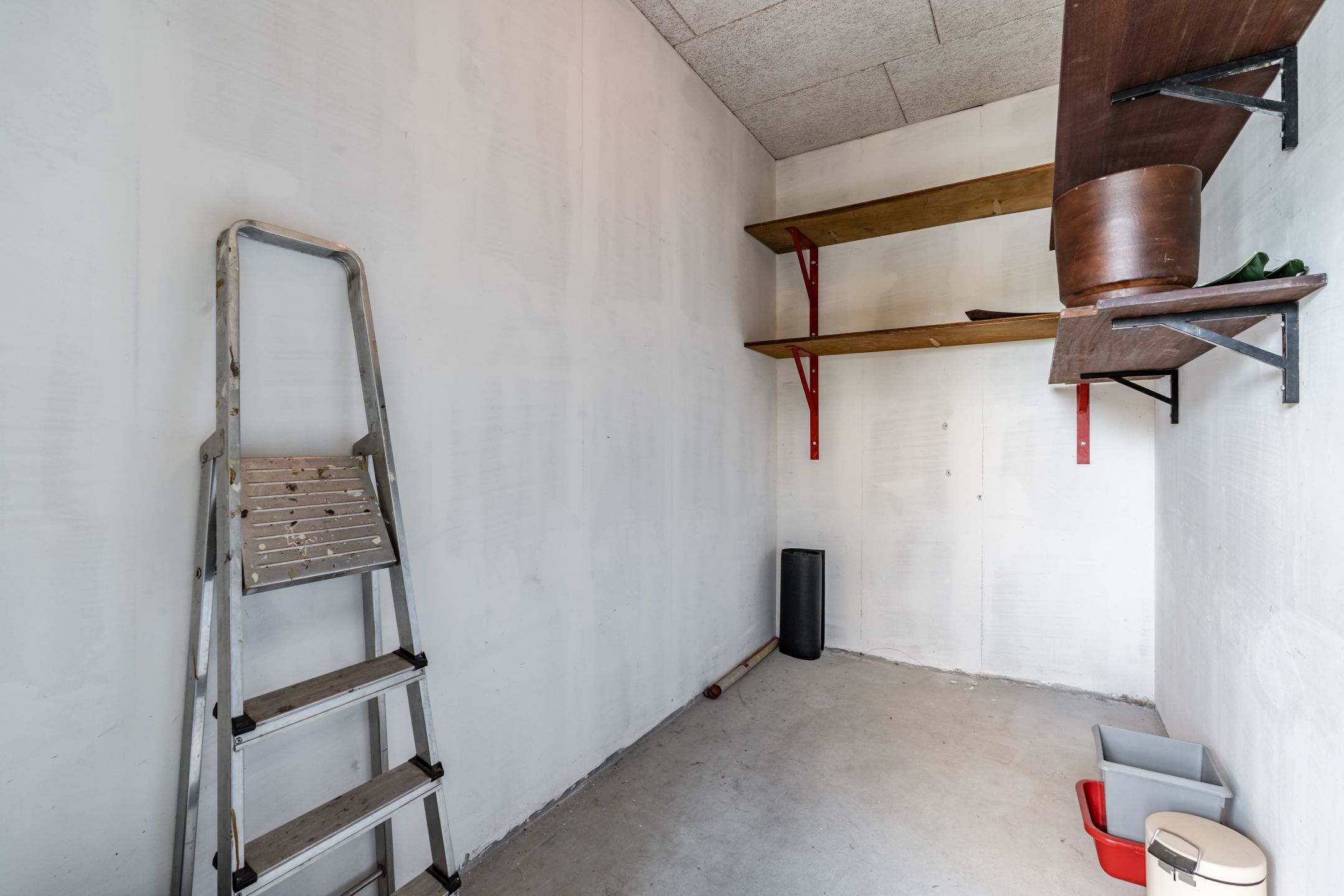 Photo 24 of Winkelcentrum Woensel 176