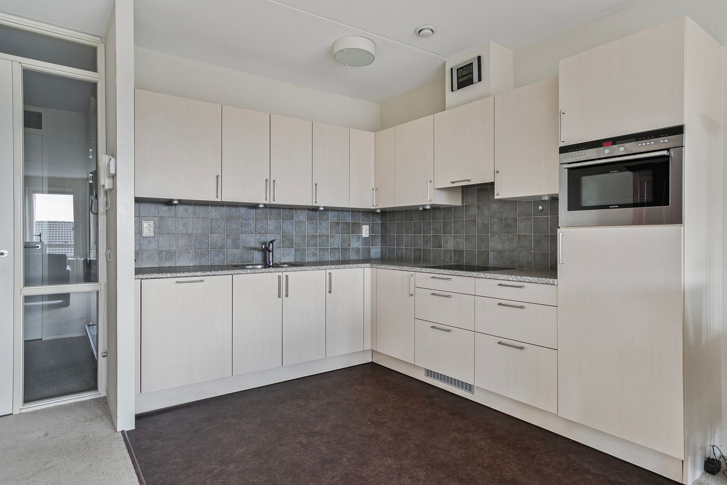 Foto 10 van De Ruyterstraat 94