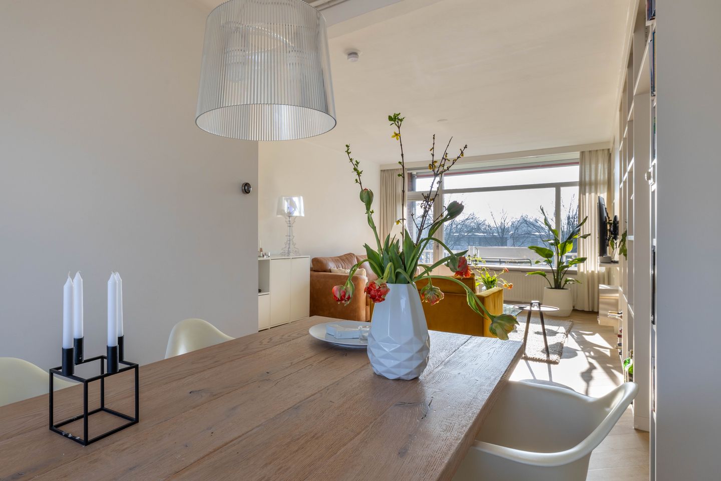 Photo 10 of Maasstraat 150