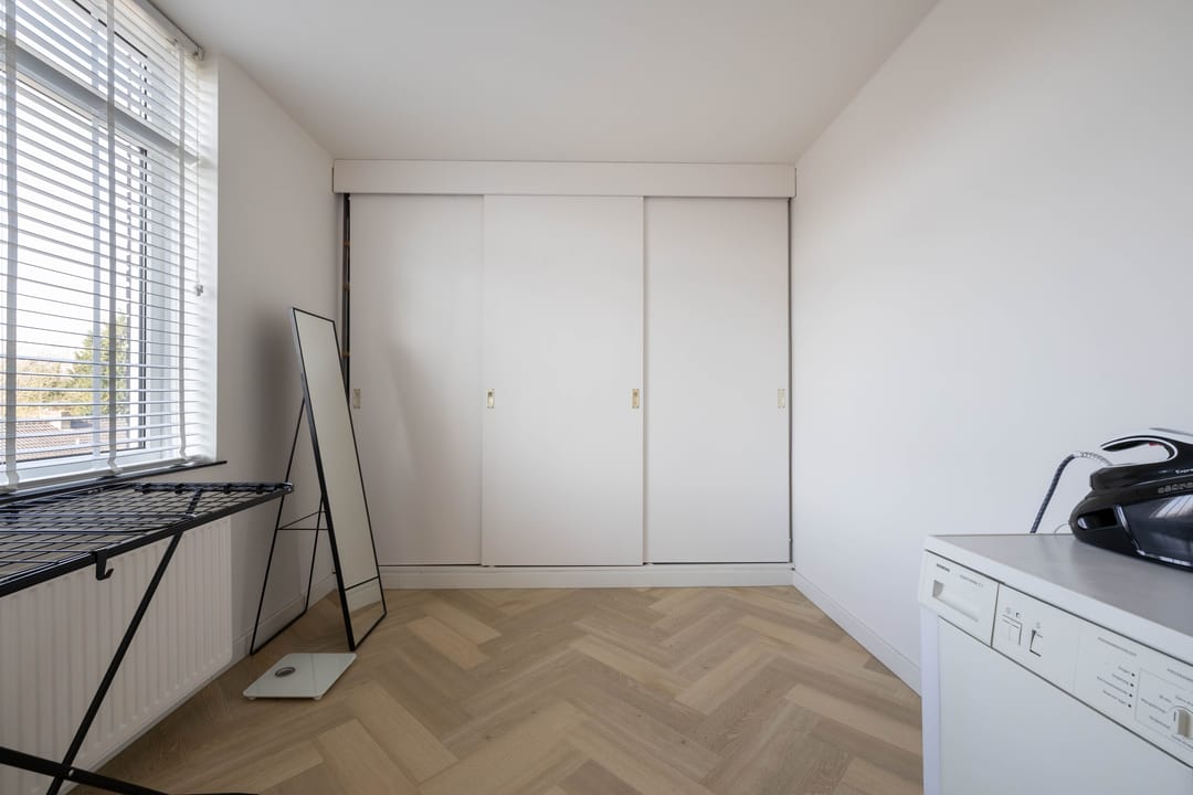 Photo 17 of Maasstraat 150