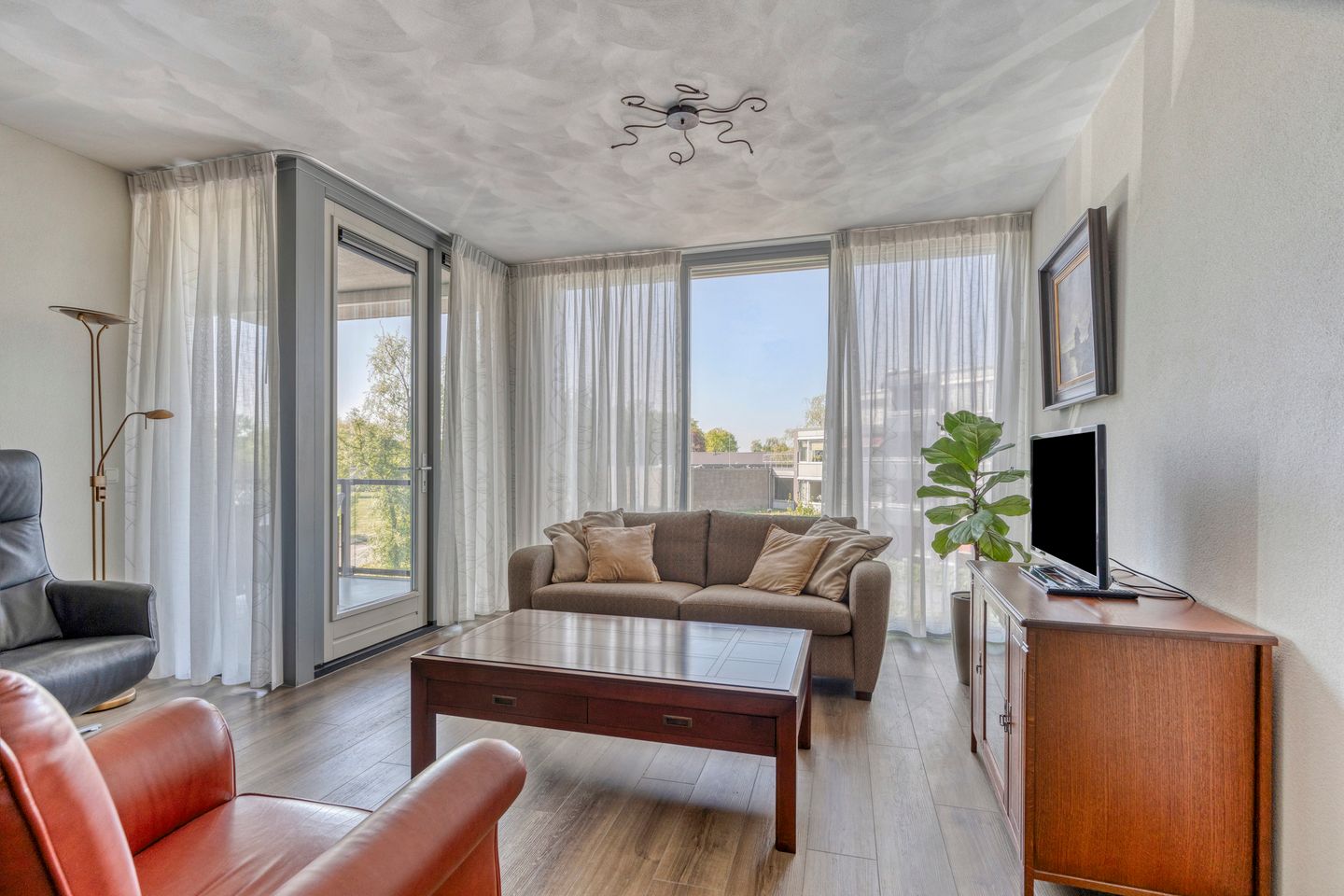 Foto 4 van Koningsschild 40