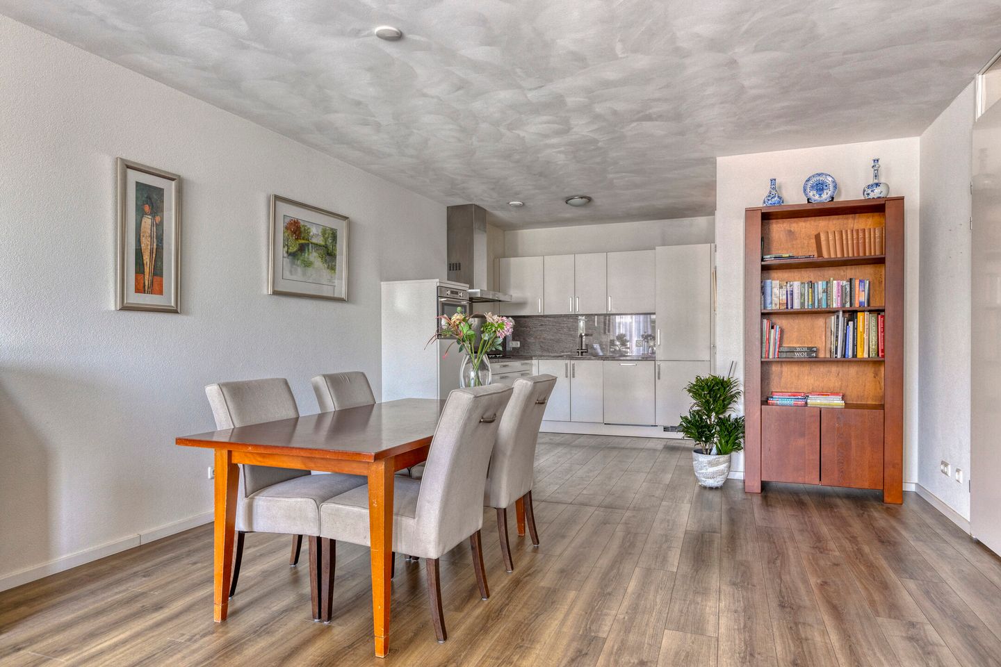 Foto 14 van Koningsschild 40