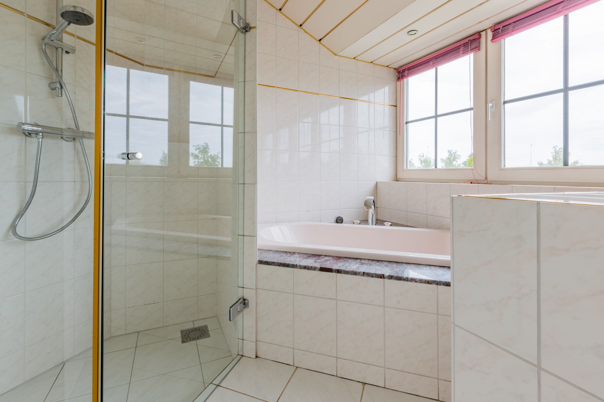 Foto 36 van Middel 94