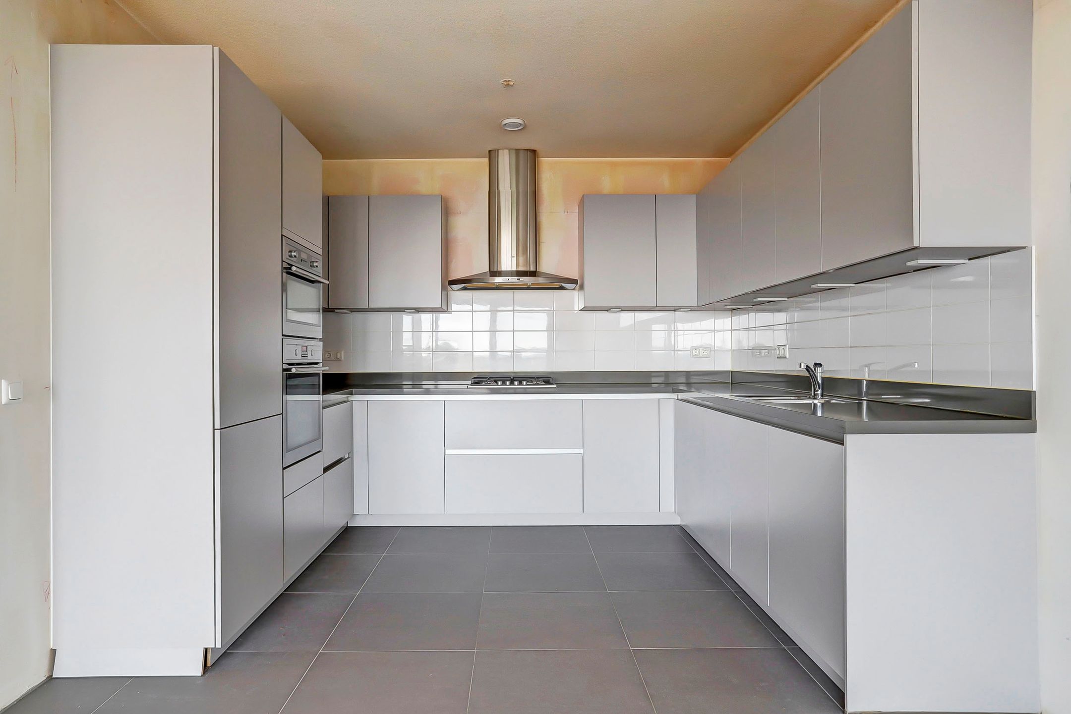 Photo 3 of Jan van Goyenplein 80