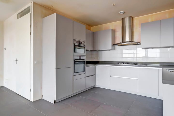 Foto 17 van Jan van Goyenplein 80