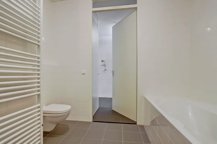 Foto 28 van Jan van Goyenplein 80