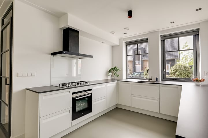 Photo 20 of A. Commandeurlaan 89