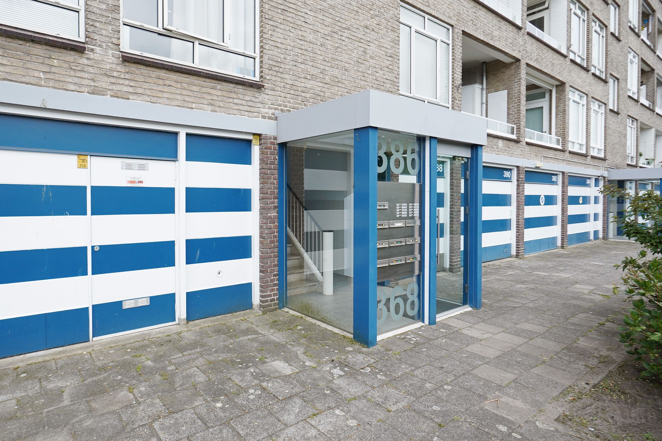 Foto 3 van Barnsteenhorst 380