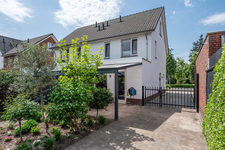 Foto 30 van Spechtenlaan 29