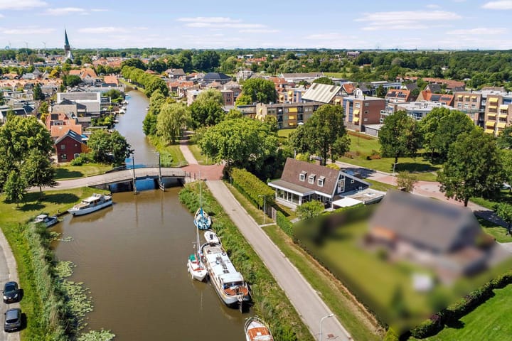 Photo 2 of Lammerts van Buerenstraat 2
