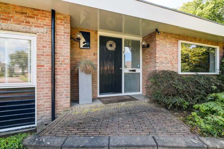 Photo 4 of Lammerts van Buerenstraat 2