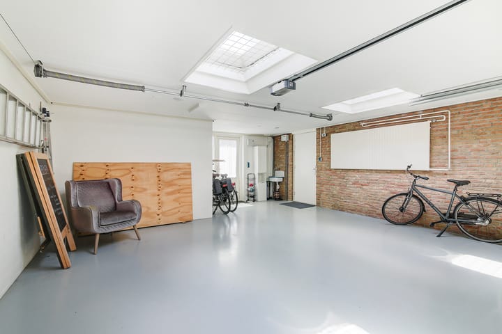 Photo 22 of Lammerts van Buerenstraat 2