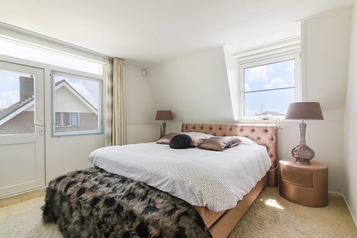 Photo 30 of Lammerts van Buerenstraat 2