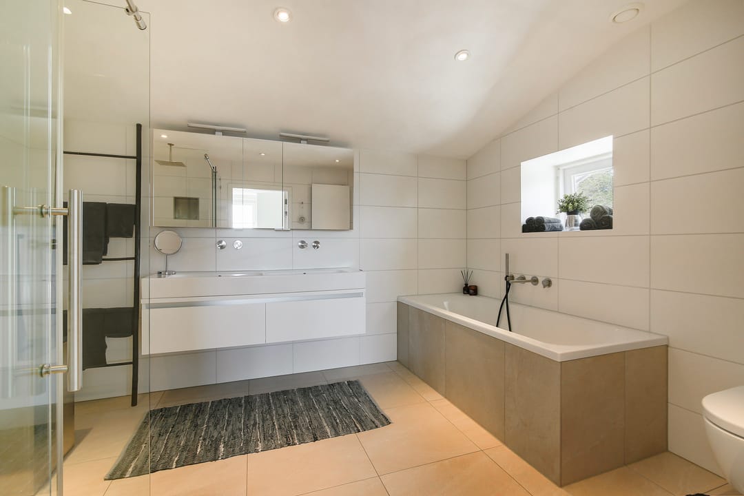 Photo 32 of Lammerts van Buerenstraat 2