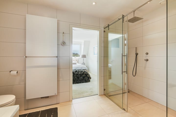 Photo 33 of Lammerts van Buerenstraat 2