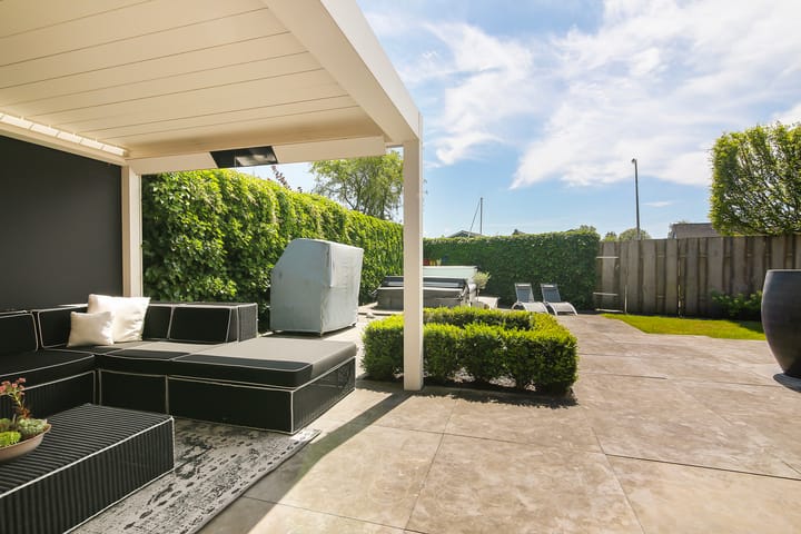 Photo 37 of Lammerts van Buerenstraat 2