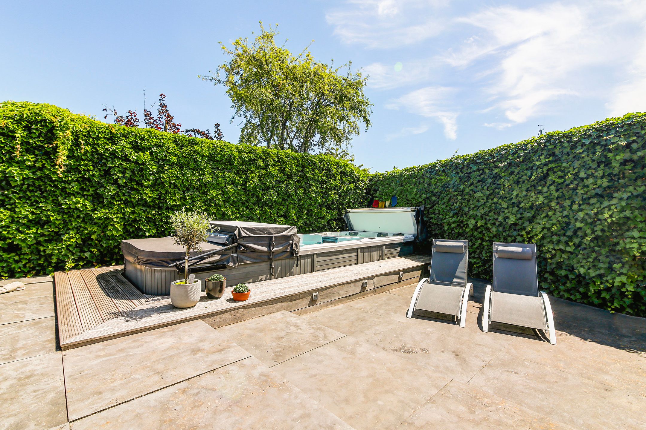 Photo 39 of Lammerts van Buerenstraat 2